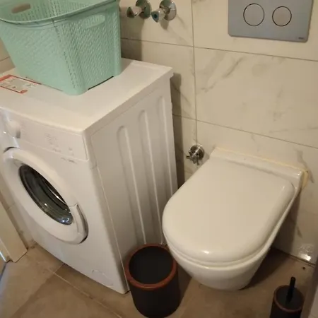 Sehir Merkezinde Iki Odali * Antalya