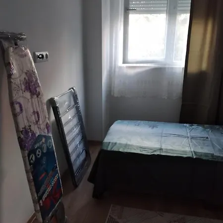 דירה Sehir Merkezinde Iki Odali אנטליה